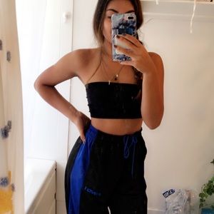 black/blue track packs